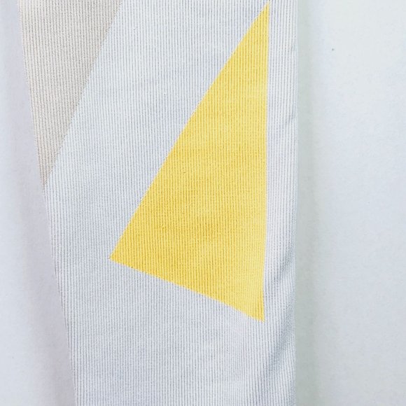 Nike Sculpt Lux Icon Clash 7/8 Training Seamless Yellow/Gray Leggings, Sz M - Picture 6 of 12